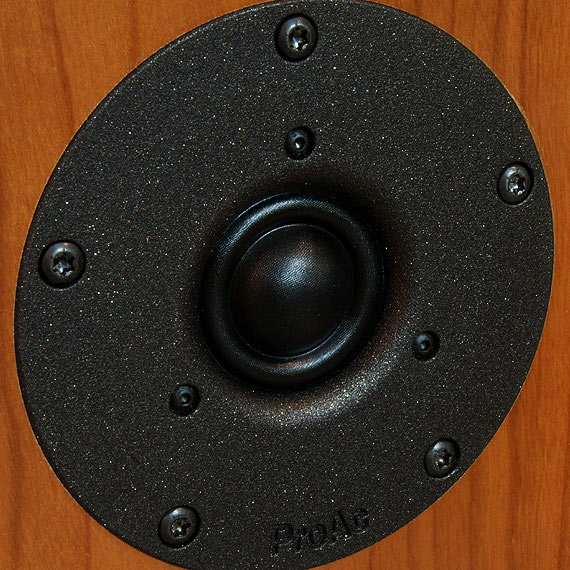 ProAc Response D40R
